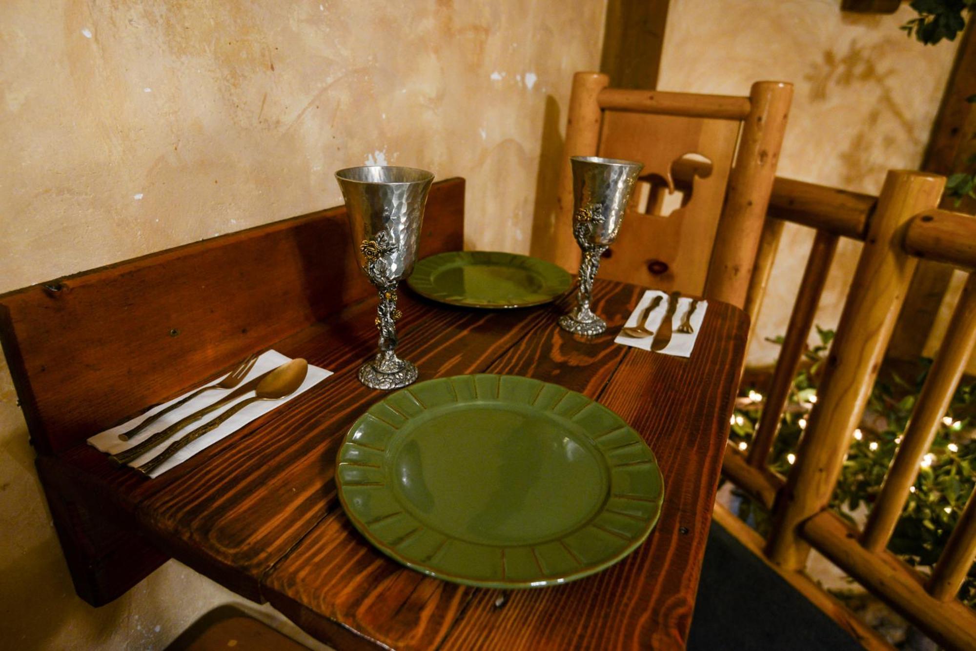 Castle Wood Theme Cottages- Couples Only ビッグ・ベアー・レイク エクステリア 写真